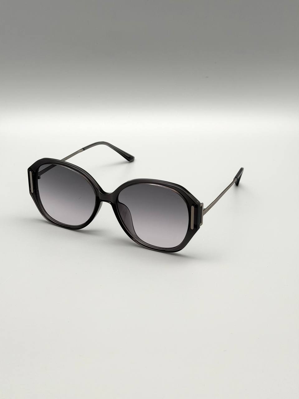 Очки Cartier LUX-135623 фото Очки Cartier Артикул LUX-135623