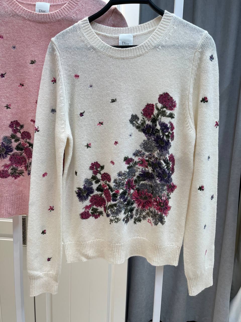 Свитер женский Christian Dior LUX-135719 фото Свитер женский Christian Dior Артикул LUX-135719