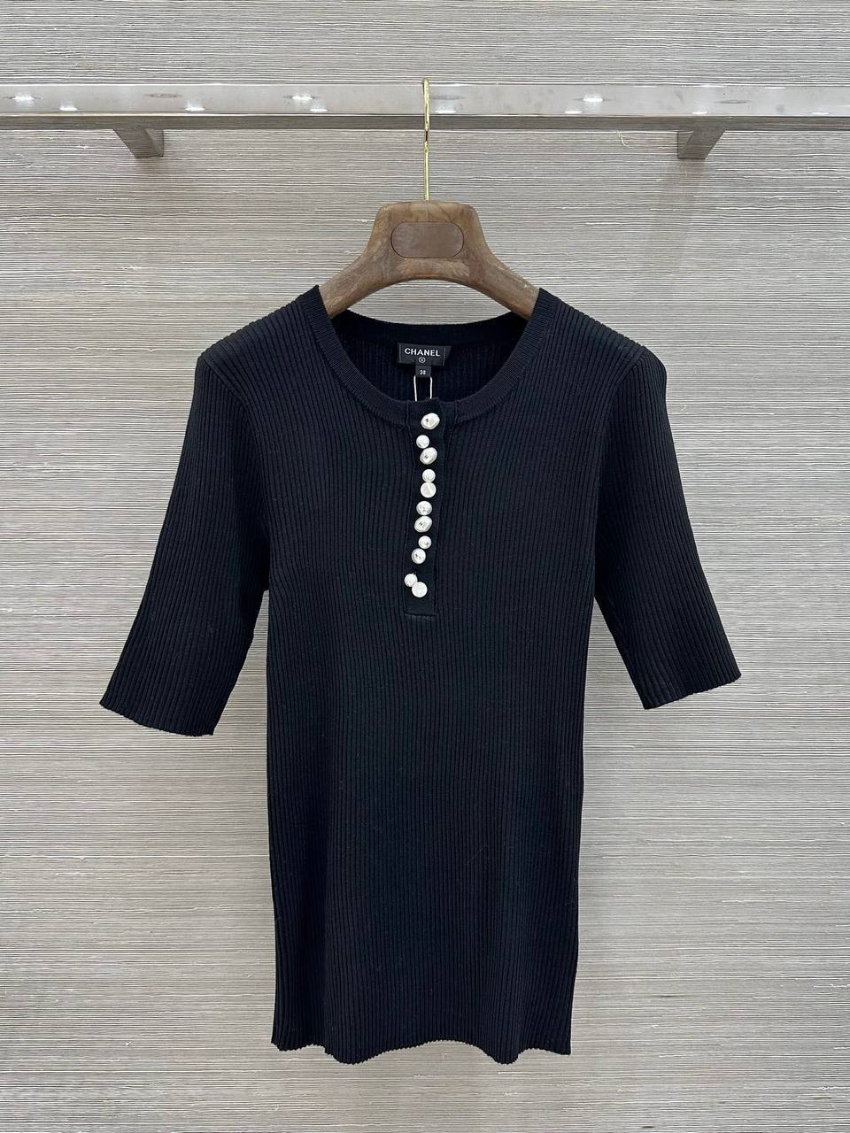 Футболка Chanel LUX-135831 фото Футболка Chanel Артикул LUX-135831