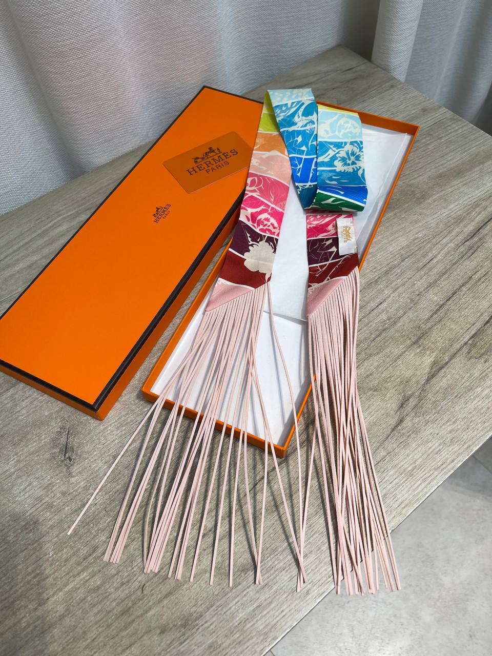 Шелковая лента Twilly Hermes LUX-135979 фото Шелковая лента Twilly Hermes Артикул LUX-135979