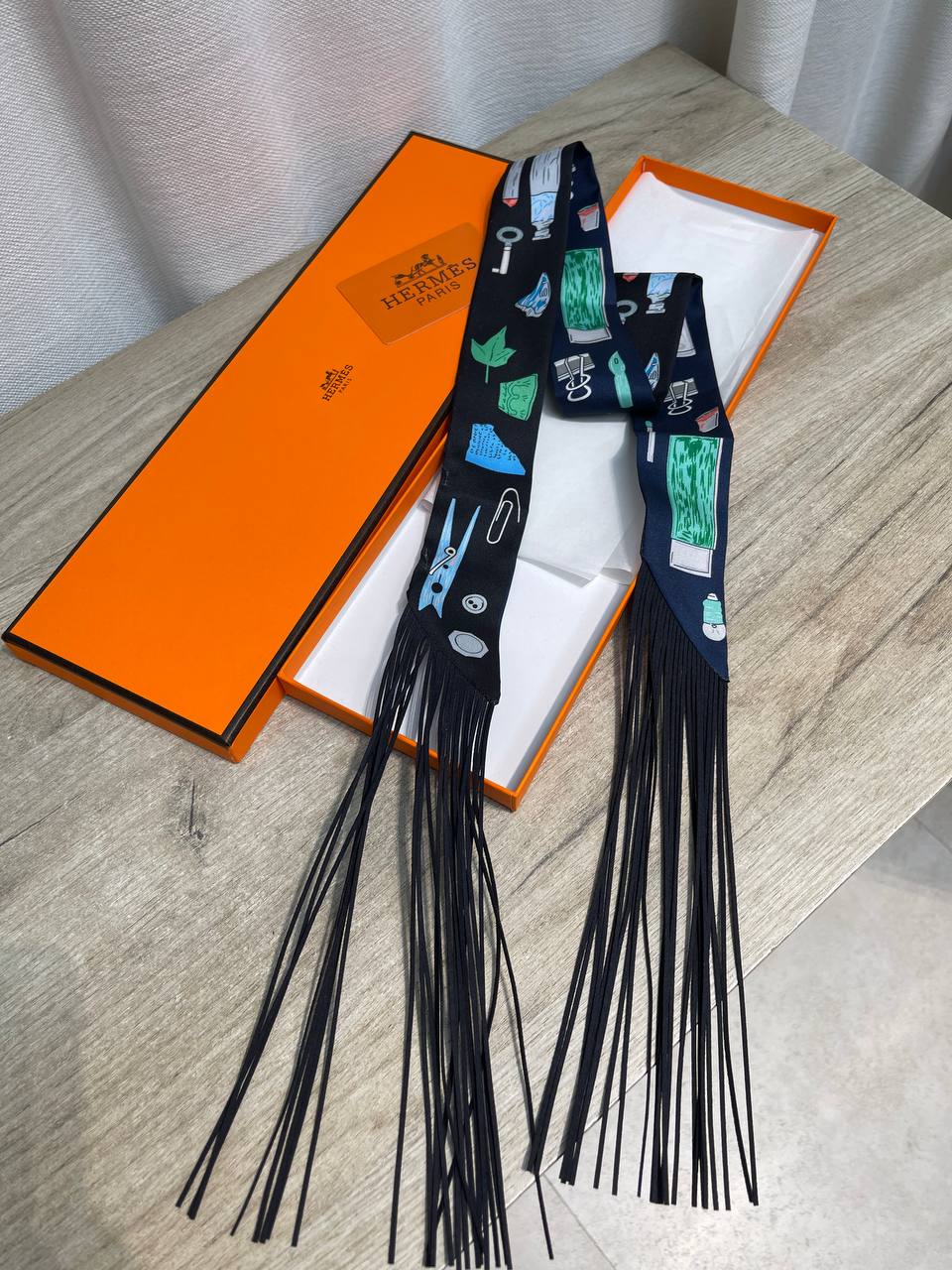Шелковая лента Twilly Hermes LUX-135976 фото Шелковая лента Twilly Hermes Артикул LUX-135976