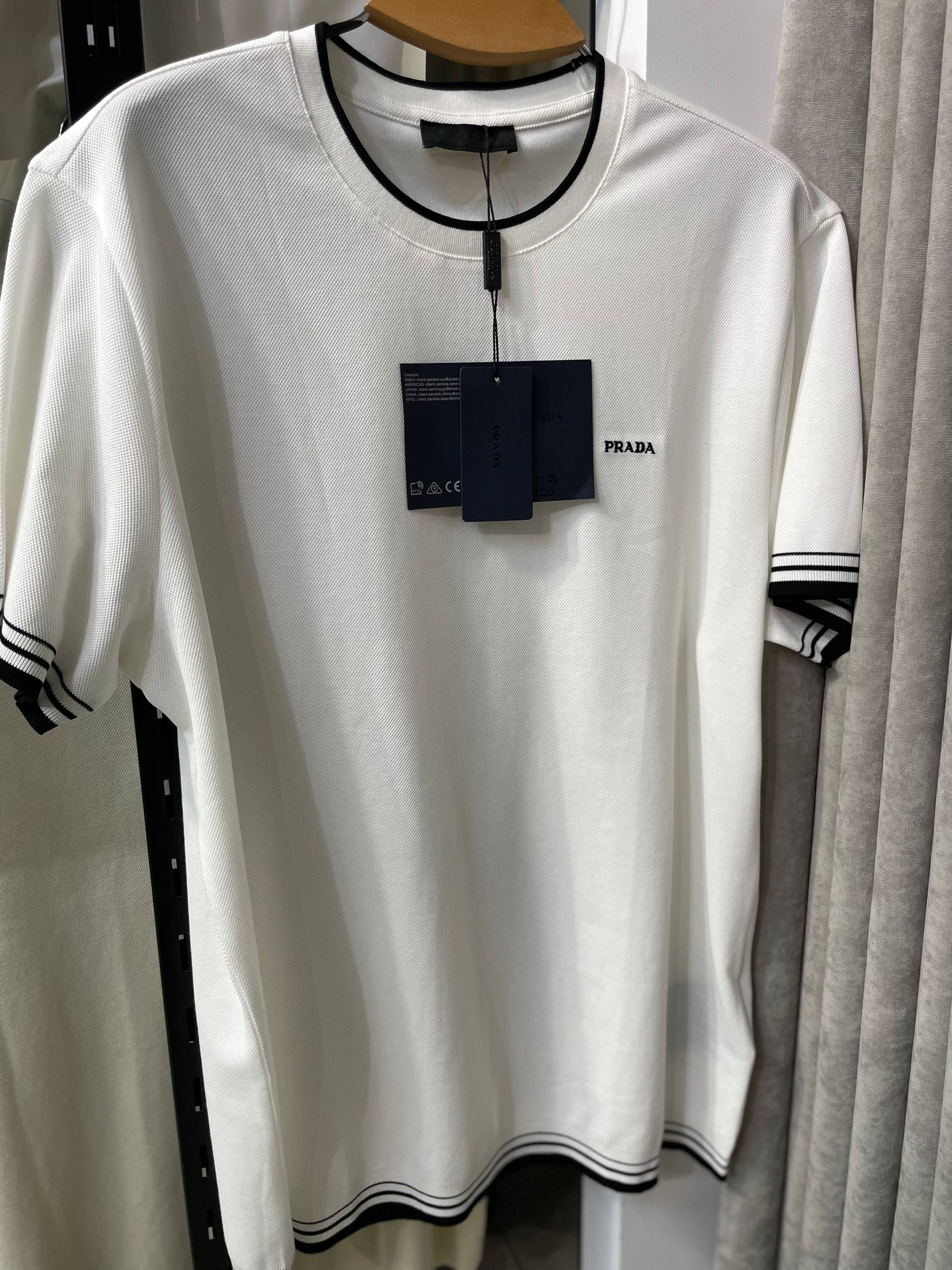 Футболка Prada LUX-136311 фото Футболка Prada Артикул LUX-136311