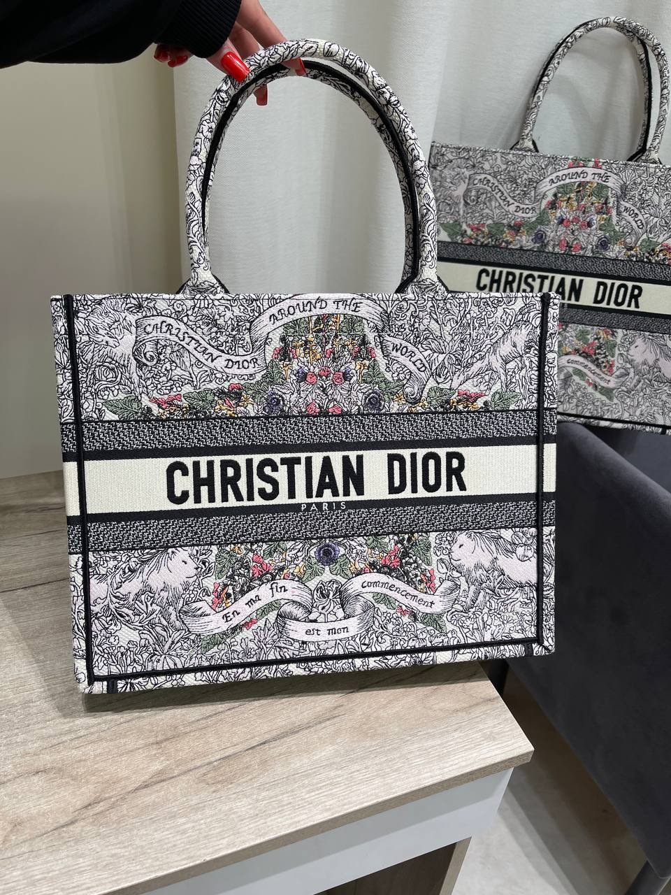 Сумка женская 42 см Christian Dior LUX-136338 фото Сумка женская 42 см Christian Dior Артикул LUX-136338