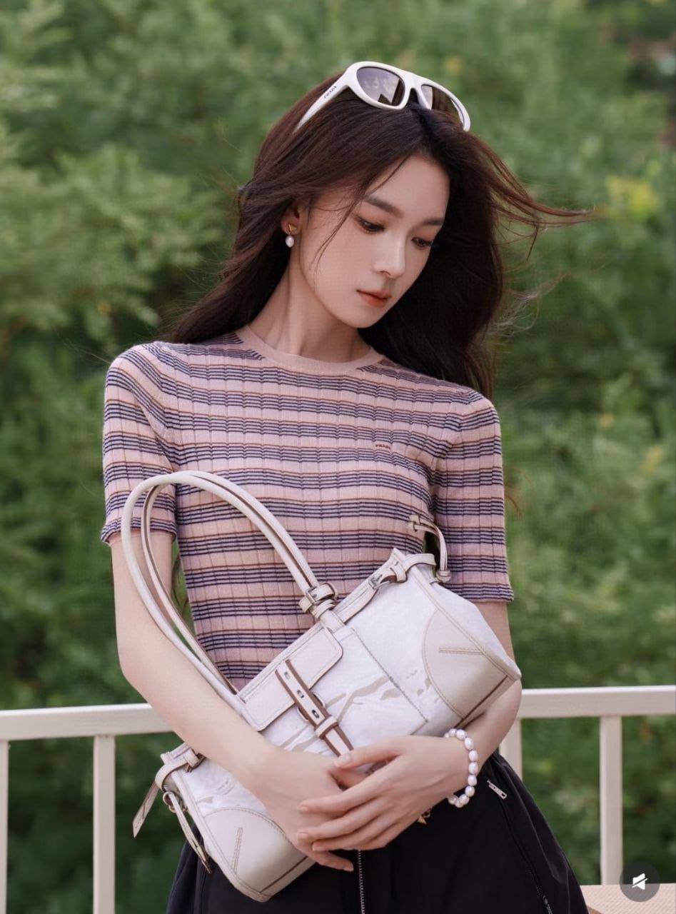 Кофта Prada LUX-136940 фото Кофта Prada Артикул LUX-136940