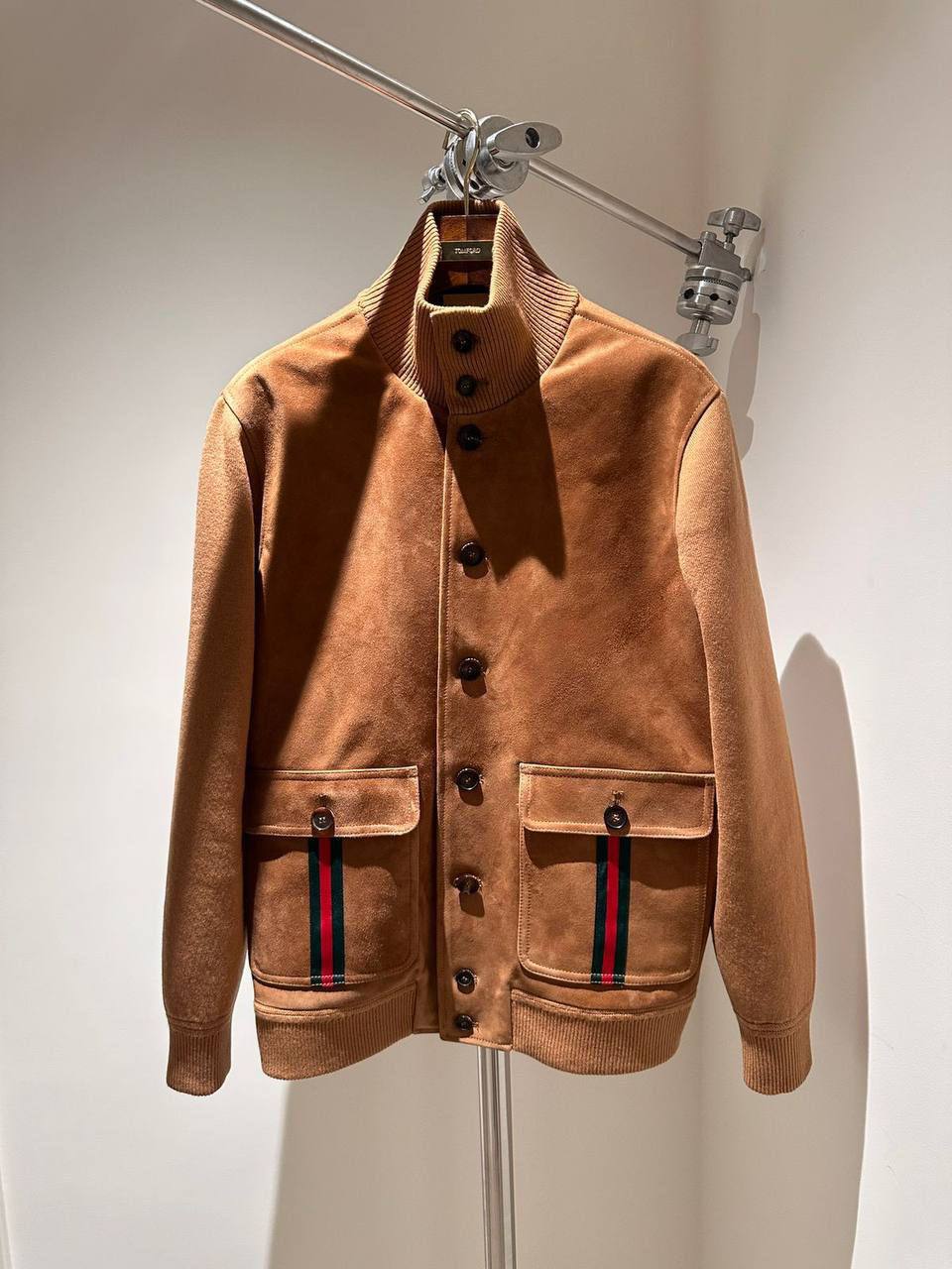 Замшевая куртка Gucci LUX-136935 фото Замшевая куртка Gucci Артикул LUX-136935