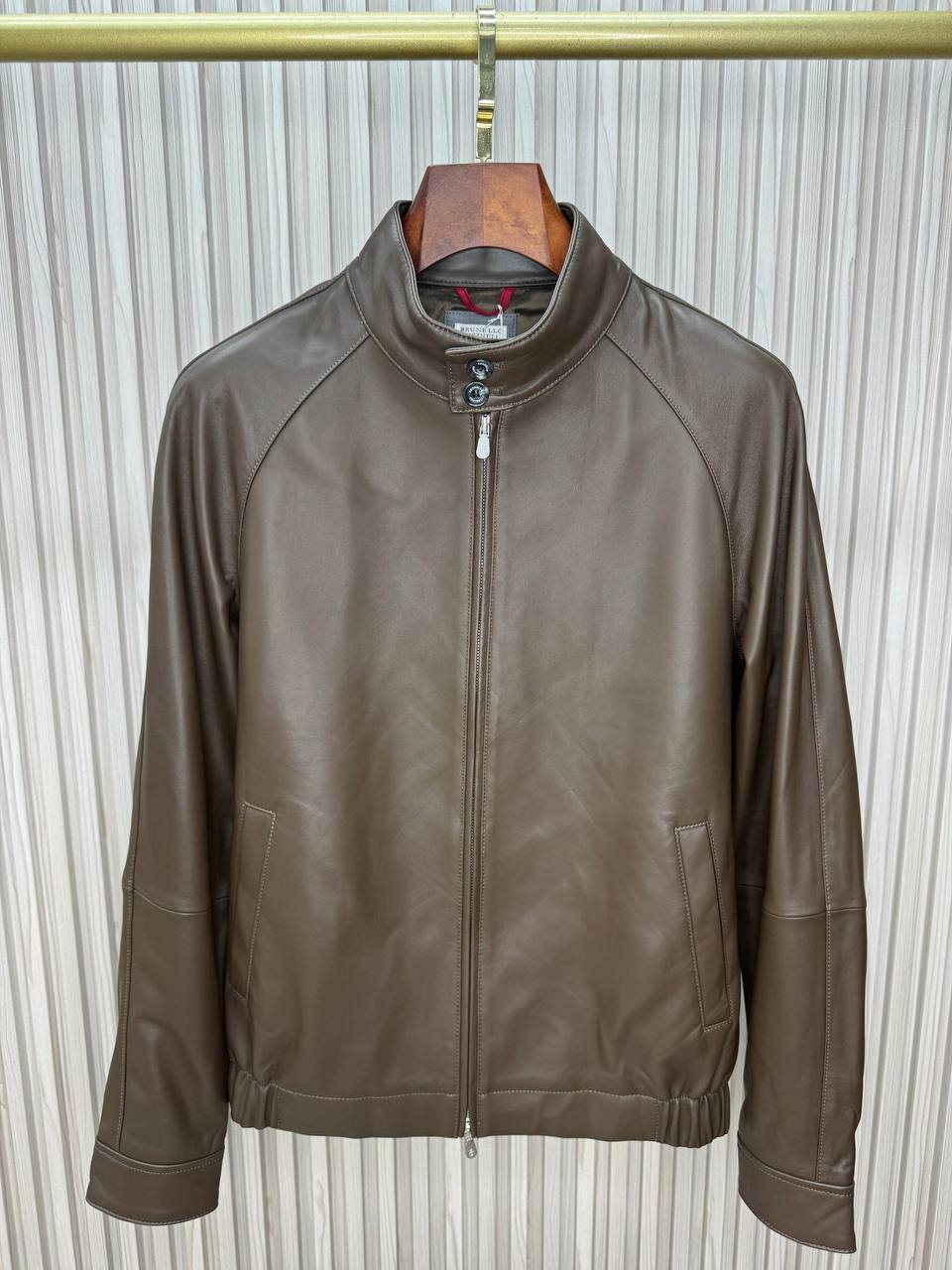 Кожаная куртка Brunello Cucinelli LUX-136960 фото Кожаная куртка Brunello Cucinelli Артикул LUX-136960