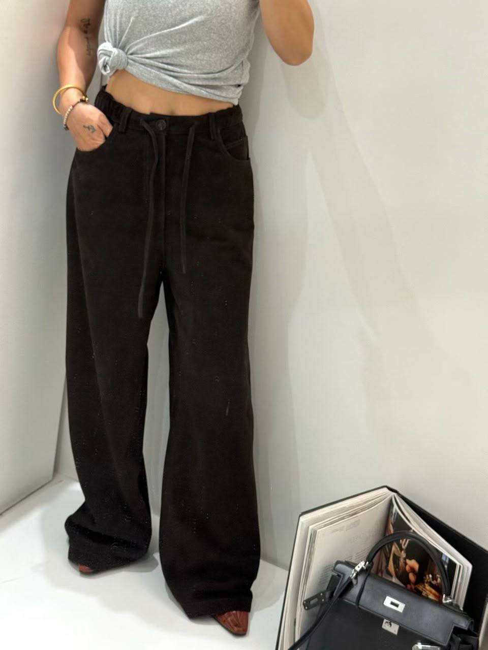 Замшевые брюки Yves Saint Laurent LUX-137152 фото Замшевые брюки Yves Saint Laurent Артикул LUX-137152