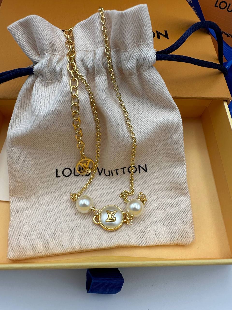 Подвеска Louis Vuitton LUX-137197 фото Подвеска Louis Vuitton Артикул LUX-137197