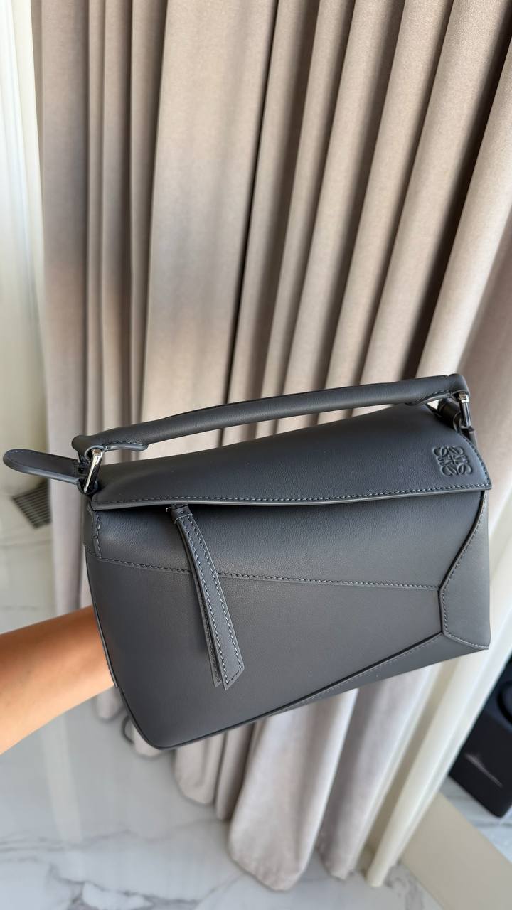 Сумка женская Loewe Puzzle Loewe LUX-137248 фото Сумка женская Loewe Puzzle Loewe Артикул LUX-137248