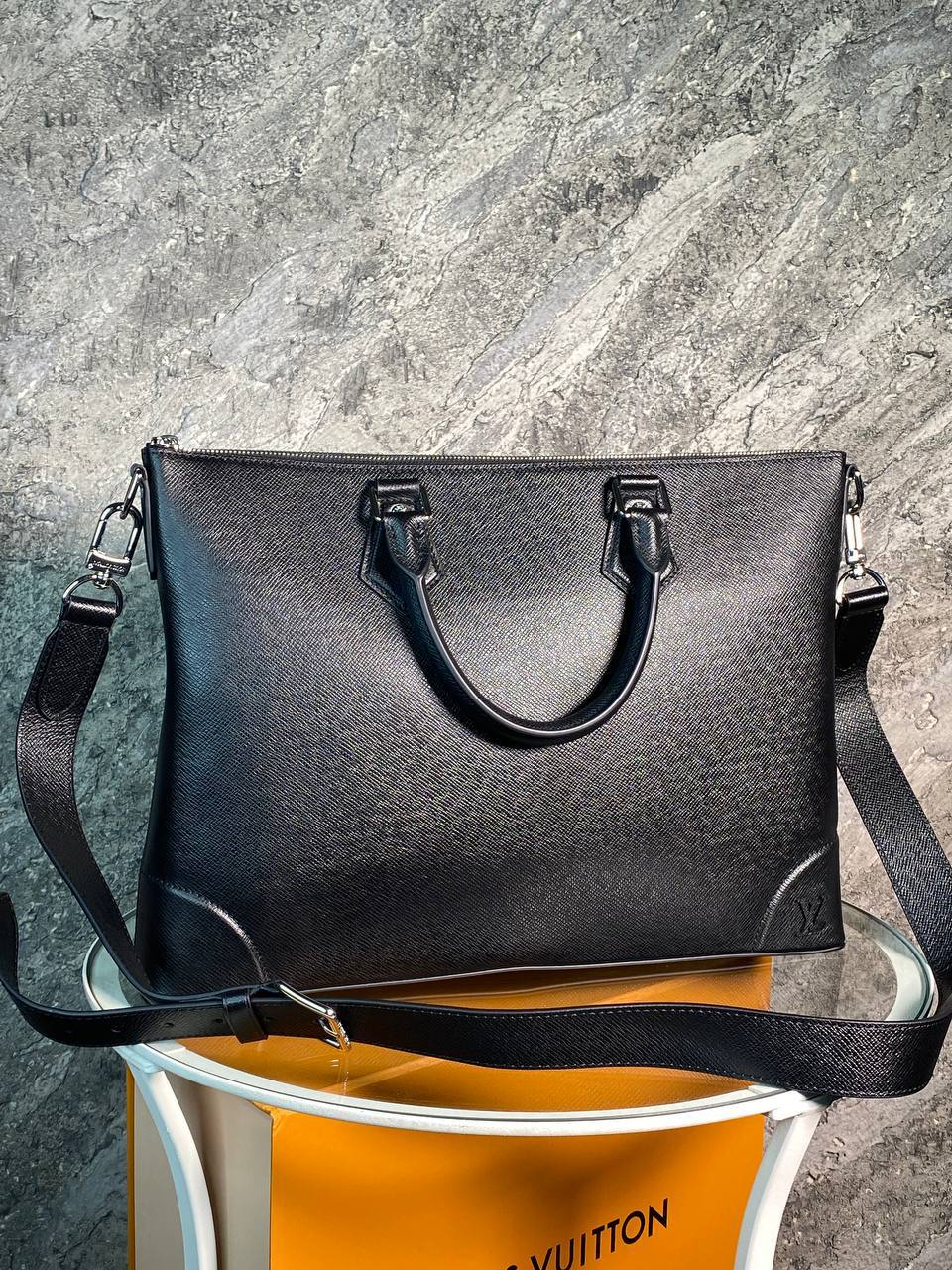 Портфель Louis Vuitton LUX-137251 фото Портфель Louis Vuitton Артикул LUX-137251