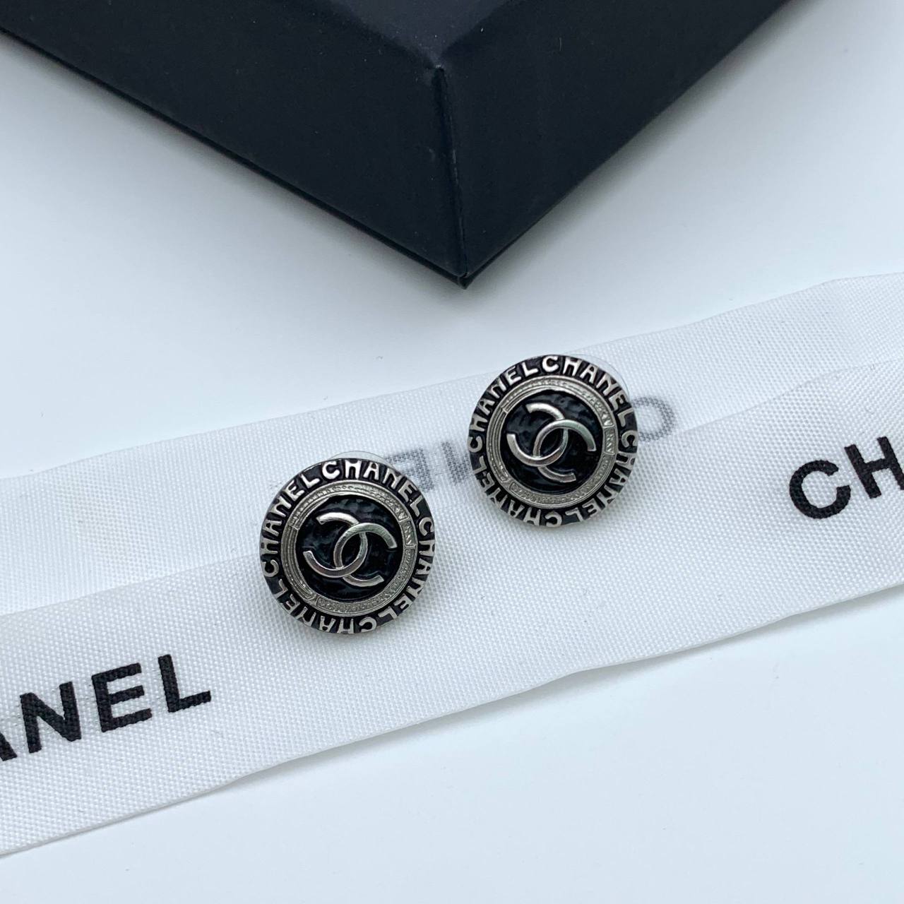 Серьги Chanel LUX-137318 фото Серьги Chanel Артикул LUX-137318