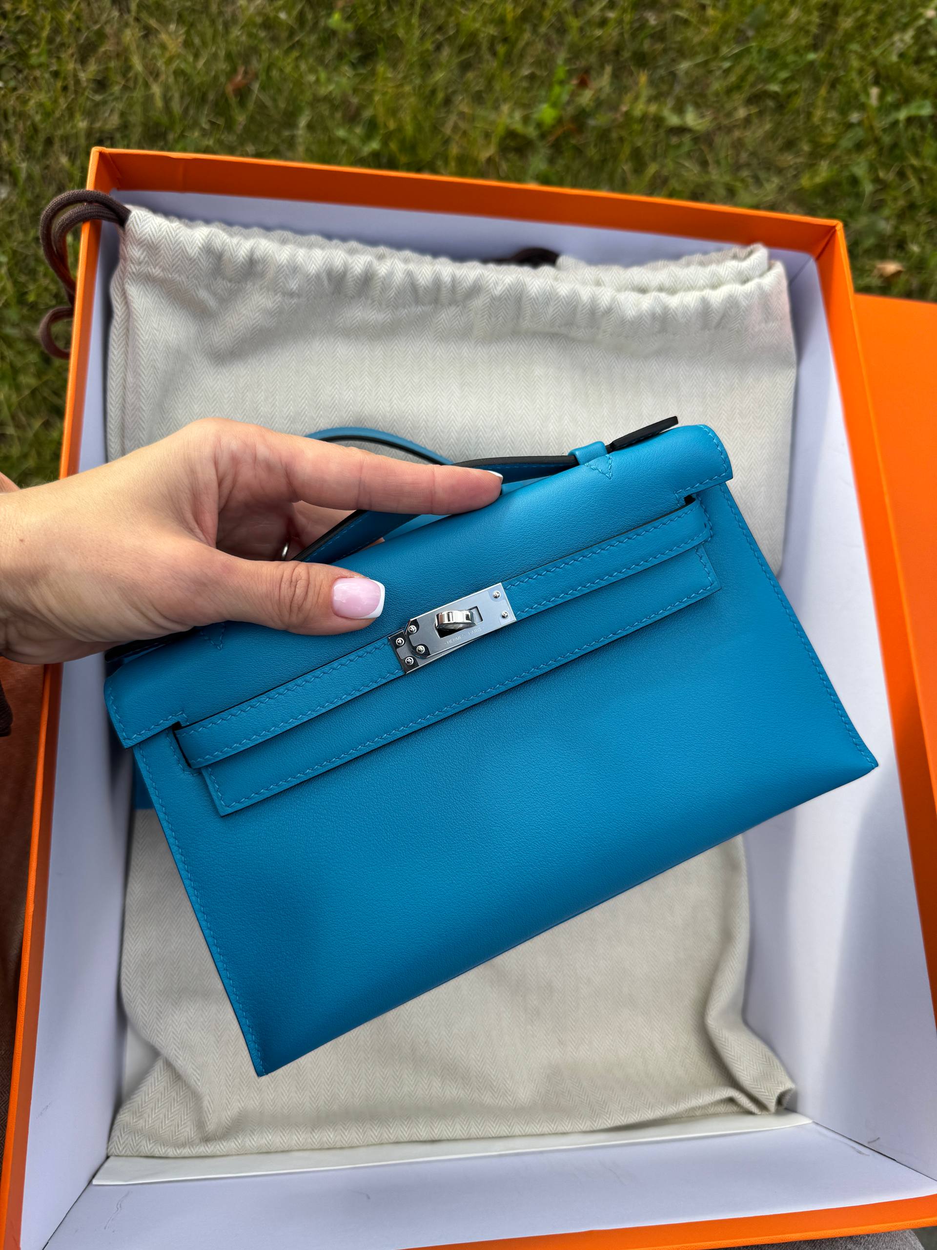 Сумка женская Kelly Pochette Hermes LUX-137472 фото Сумка женская Kelly Pochette Hermes Артикул LUX-137472